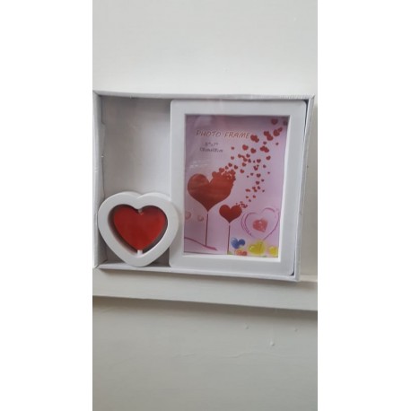 CORNICE  I LOVE CON CUORE ...IN PLASTICA